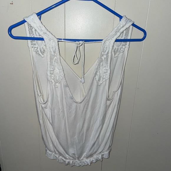 White wrap tank top - Picture 2 of 3